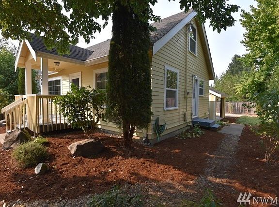 4th image of 1108 Arcadia St NW