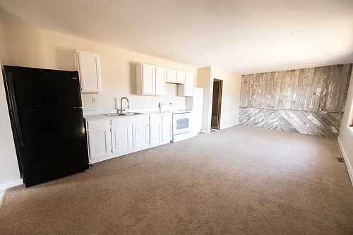 213 Neosho St #D Photo 1