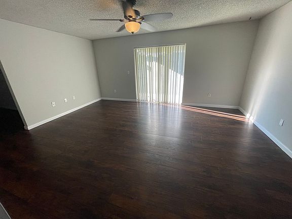 2nd image of 525 Conway Rd APT 220