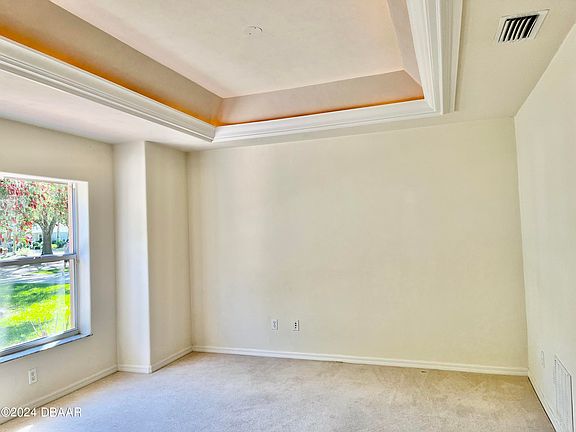 3rd image of 4219 Mayfair Ln