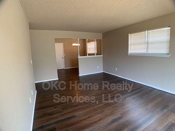 5th image of 13916 Jeffery Dr