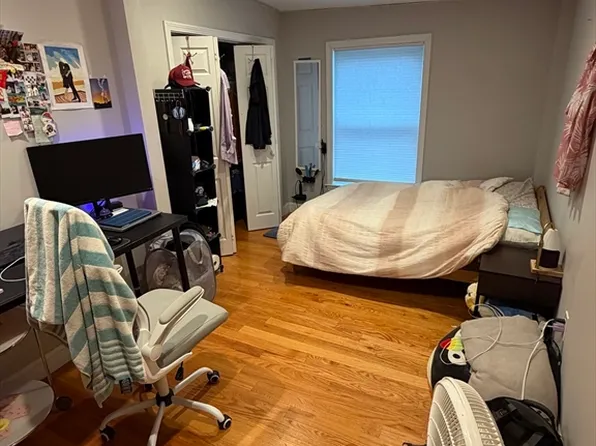 142 Newbury Ave #142, Quincy, MA 02171