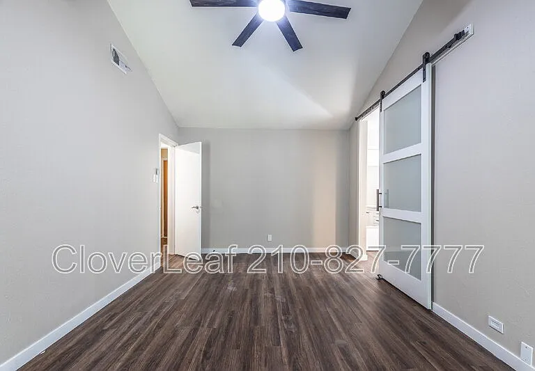 1031 Ericson St — Photo 19