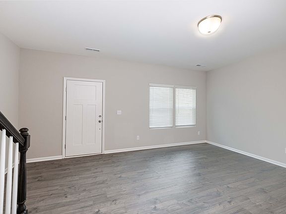 4th image of 11024 Woodland Creek Way