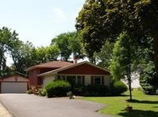 4416 Center Ave, Lisle, IL 60532