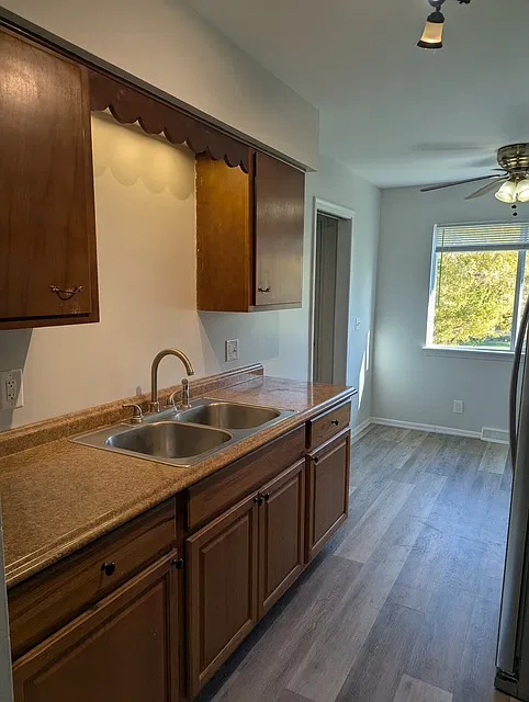 2 bed, 776 sqft, $1,150 — Photo 2