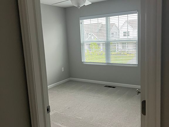 3rd image of 5749 Shadowfair Ln