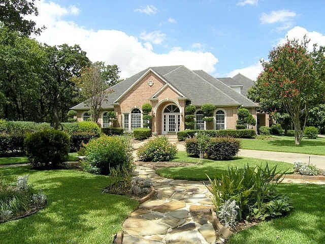 1st image of 3406 Redstone Dr