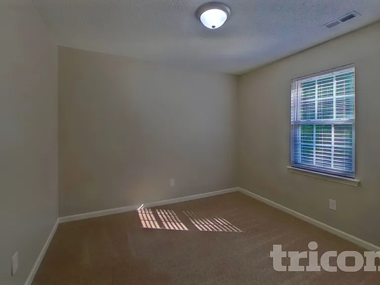 6951 Silver Garden Ln — Photo 10