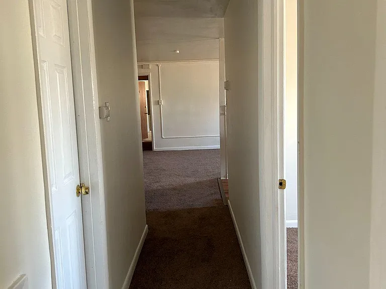 3941 James St — Photo 12