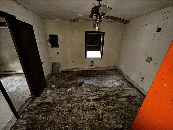 5th image of 61088 N Mill Rd