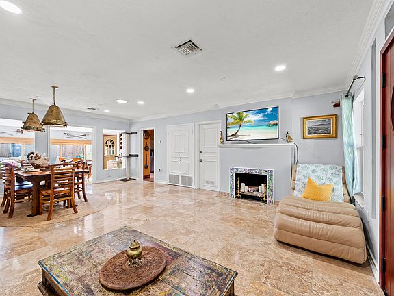 5th image of 225 Cornell Drive