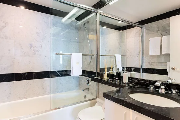 Rented by Kaplan & Kim Real Estate Inc | media 36