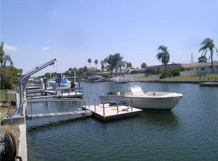 4052 Floramar Ter, New Port Richey, FL 34652