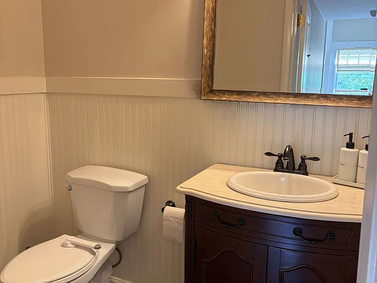 2717 Caldwell Ave S — Photo 21