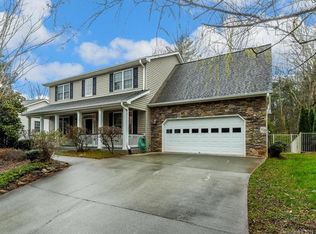 76 Driftstone Cir, Arden, NC 28704