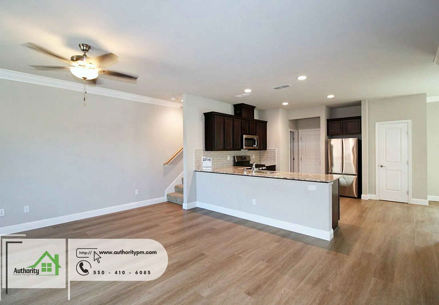 4 bed, 3.0 bath, 2127 sqft, $2,295 — Photo 3