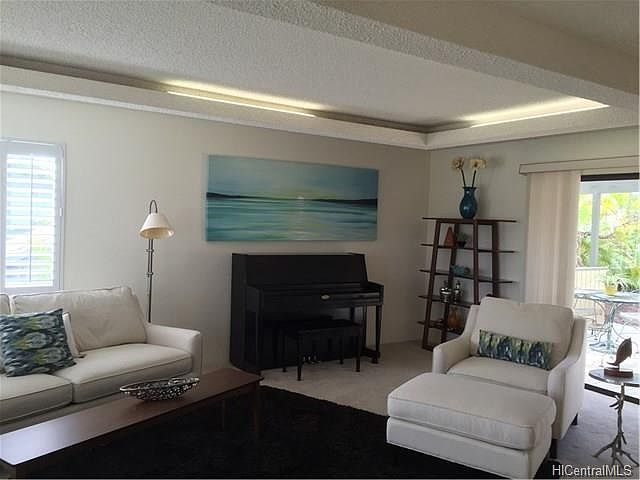 2nd image of 1060 Kaumoku St