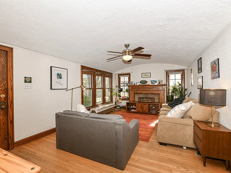6811 Aetna Ct — Photo 9