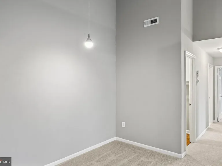 9553 Battery Heights Blvd #402 — Photo 2