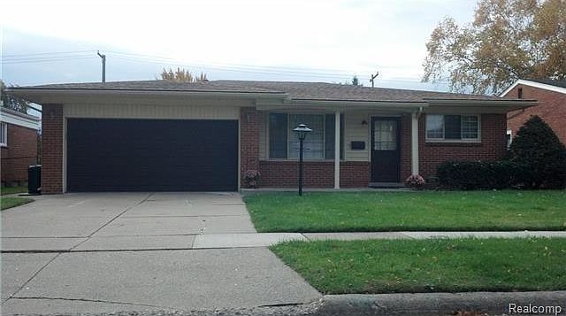 1st image of 32849 Hees St