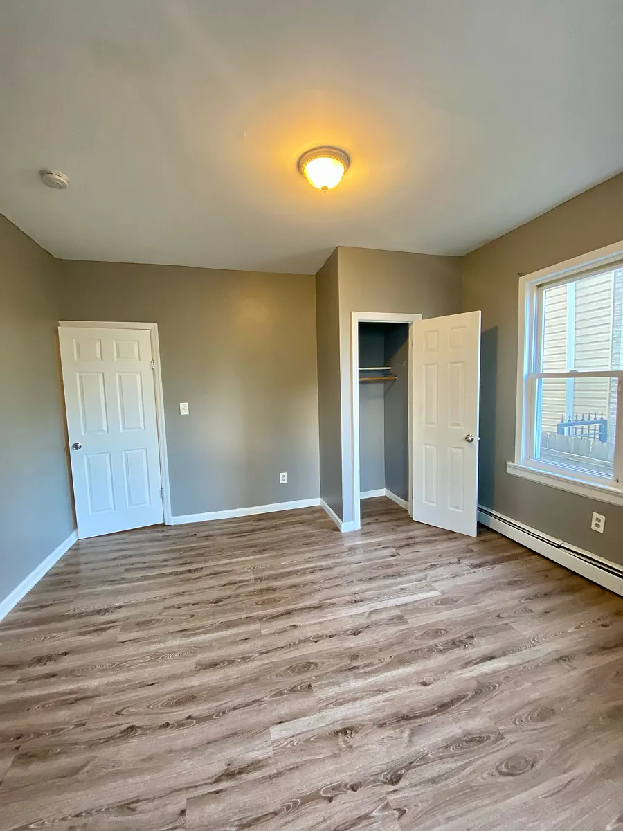 master bedroom - 101 Bedford St #1
