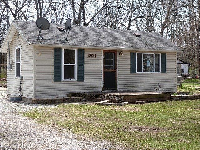 1st image of 2531 James Ave