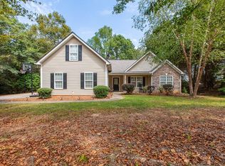 56 Ashwick Dr, Jefferson, GA 30549