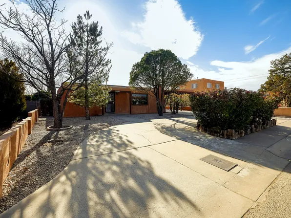 2304 Beryl Ct NW, Albuquerque, NM 87104