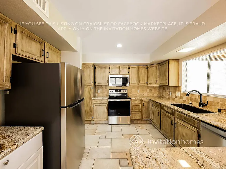 1433 E Utopia Rd — Photo 6