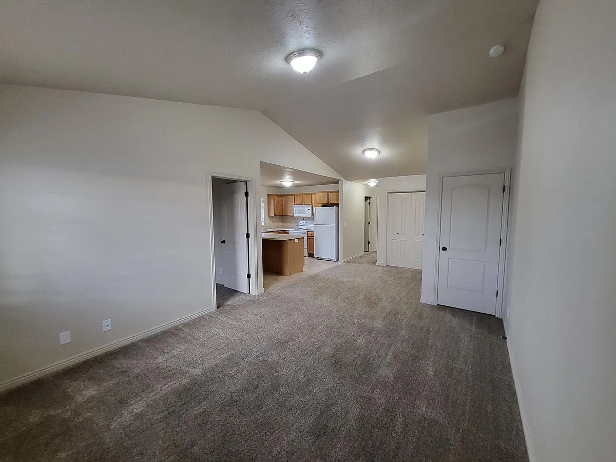 Building Photo - 184 Stockham Blvd #D
