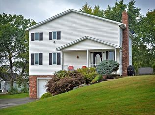 2050A Paintertown Rd, Irwin, PA 15642