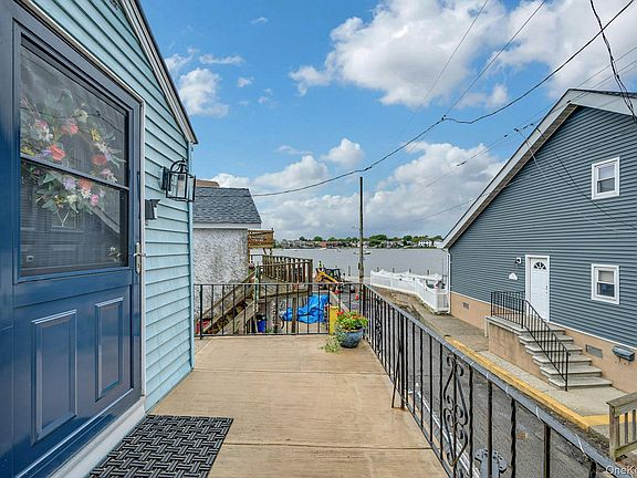 5th image of 55C Edgewater Park #C