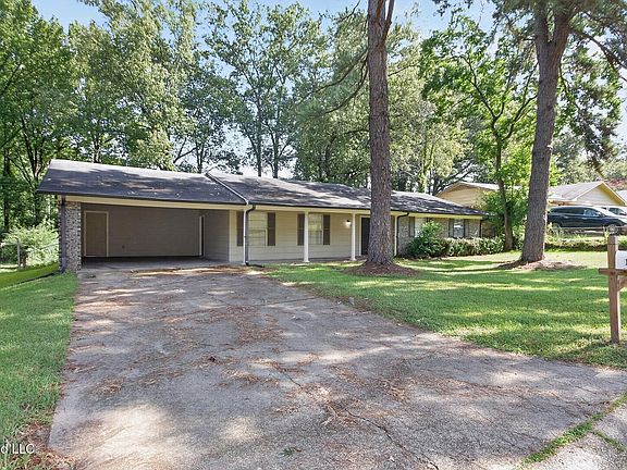 2nd image of 1217 Pineview Dr