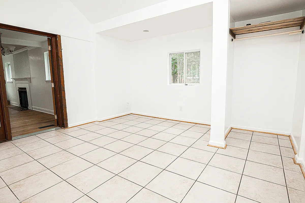 5 bed, 1198 sqft, $3,700 — Photo 4