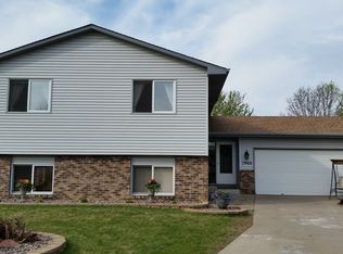 7965 77th Street Ct S, Cottage Grove, MN 55016