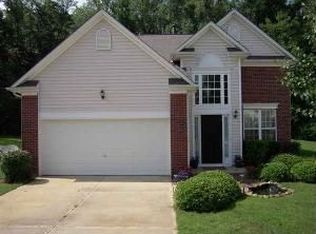 335 Stillwater Ct, Simpsonville, SC 29681