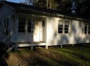 1813 S Columbia Dr, West Columbia, TX 77486