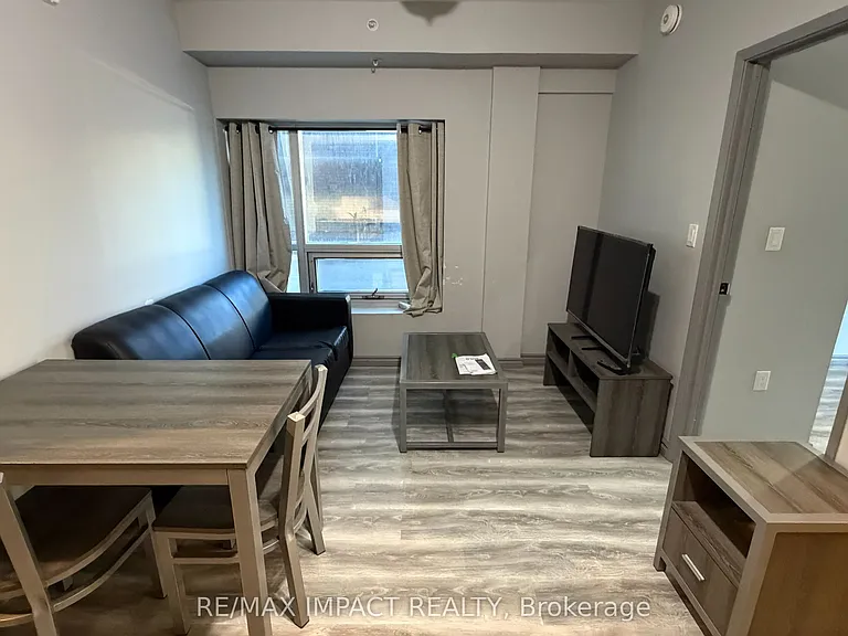275 Larch St #B04 — Photo 11