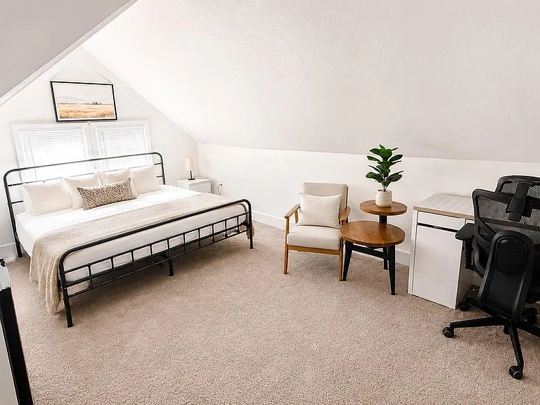 Spacious bedroom with a king bed, mini-split AC, mini fridge and a large full bathroom for your comfort.
Bedding not include.