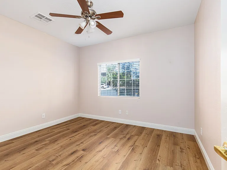 5163 Tunnel Falls Dr — Photo 14