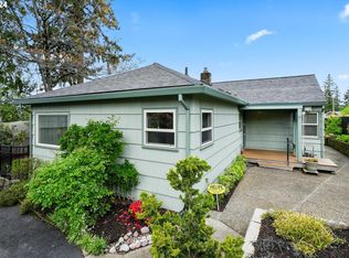 6711 SW Taylors Ferry Rd, Portland, OR 97223
