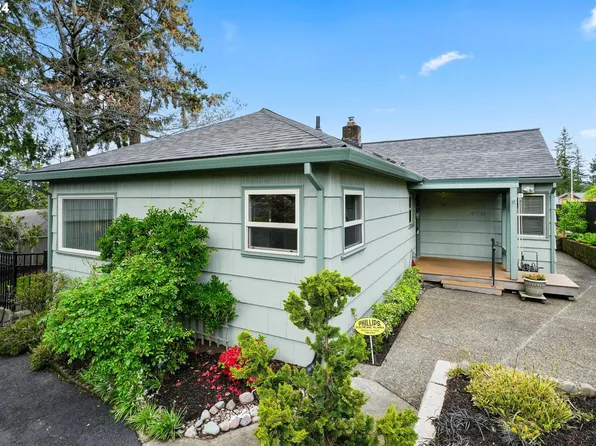 6711 SW Taylors Ferry Rd, Portland, OR 97223