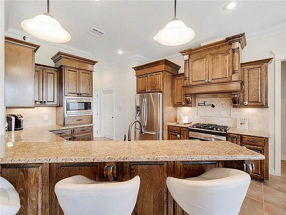 5th image of 1507 Tuscany Dr