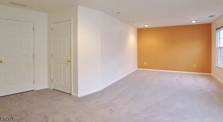 808 Dellwood Ln — Photo 7