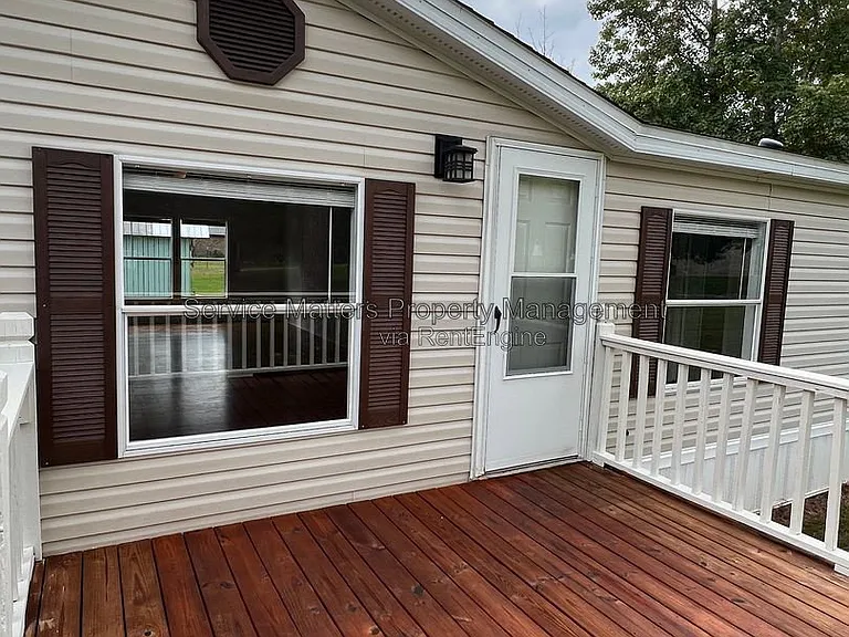 8006 Malone Rd — Photo 2