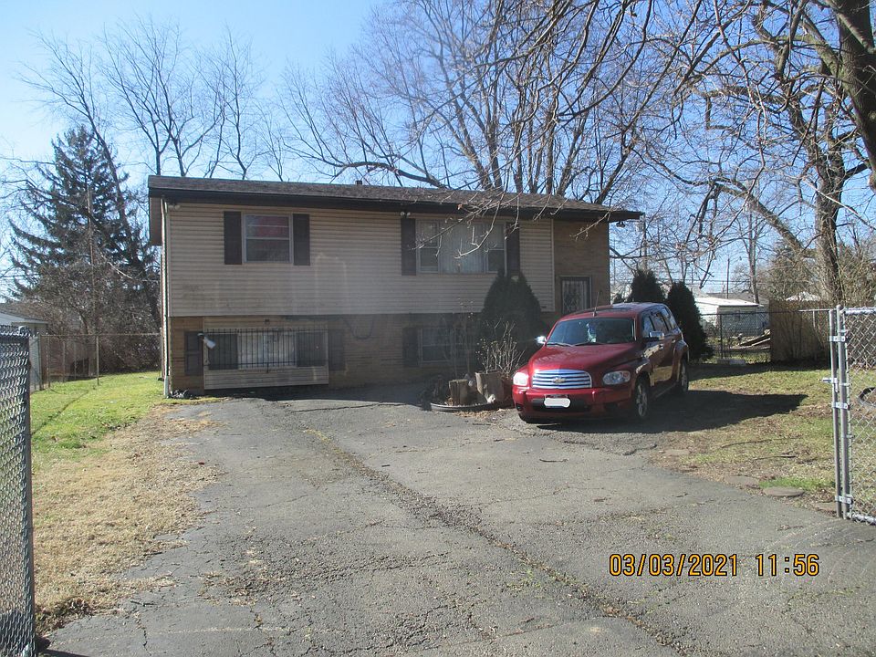 2nd image of 1285 Moundview Ave