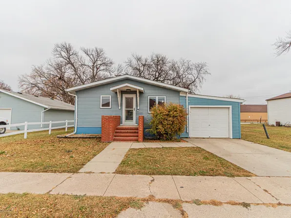 5 Main St N, Dilworth, MN 56529