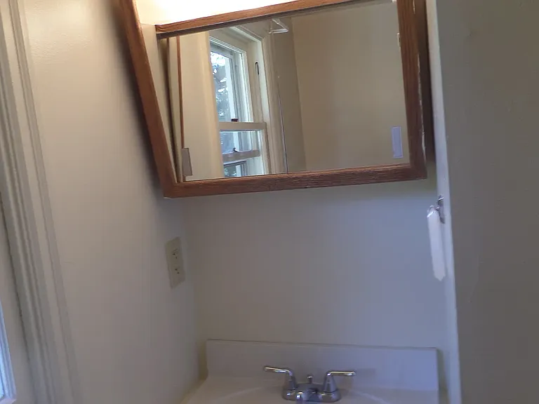 563 Lincoln Ave — Photo 10