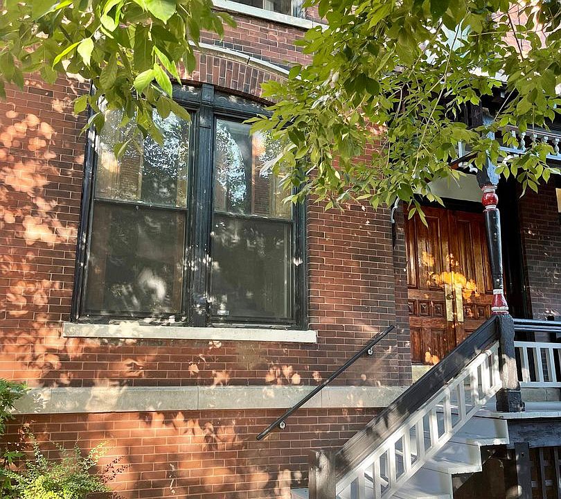 1st image of 1903 N Sheffield Ave APT 1